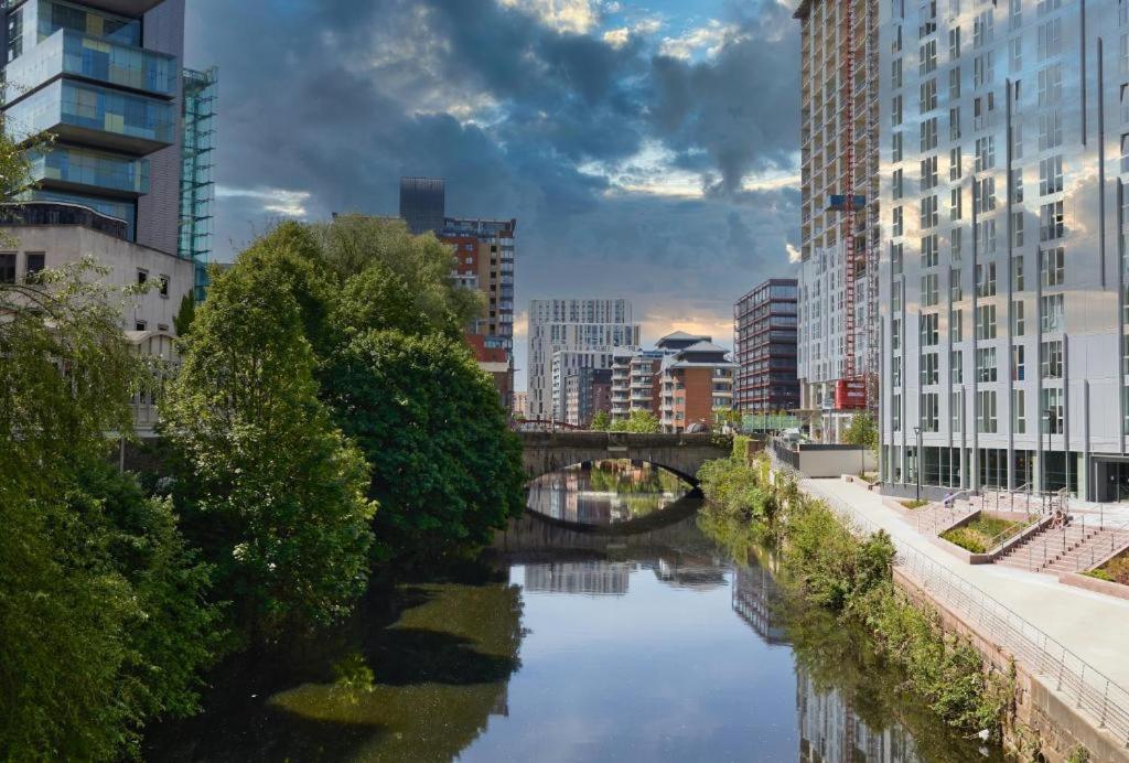 Adelphi Wharf Luxury Apartments Manchester Ngoại thất bức ảnh